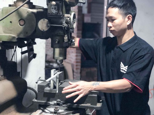 Cutting material Cutting material